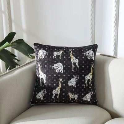 部屋のオフィスのクッション カバー色の組合せ45*45cmのビロードの金寝具の枕カバー