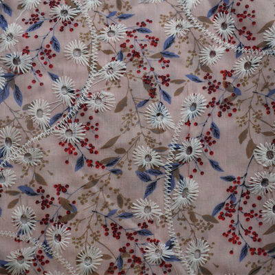中型の重量80の綿20ポリエステル生地の服装によって刺繍されるレース