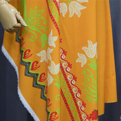 紫系統衣服のための黄色いポリエステル デジタルによって印刷される生地の多彩な花